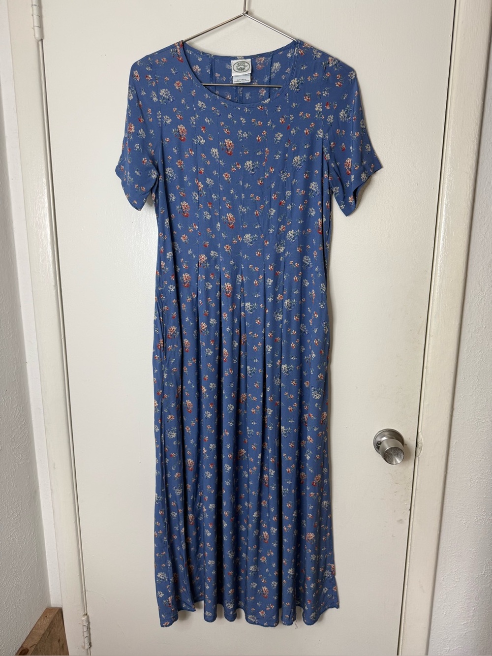 Laura Ashley vintage Y2K blue floral short sleeve scoop neck Maxi dress 8